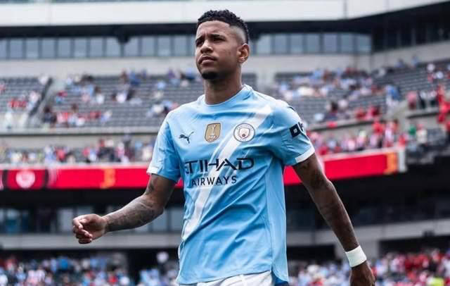 上也表现出, 中巴西边锋 上也表现出, 中巴西边锋