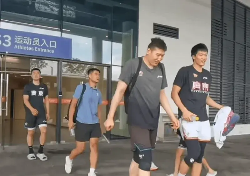 刘传兴已抵, 只差大鸟沈 刘传兴已抵, 只差大鸟沈