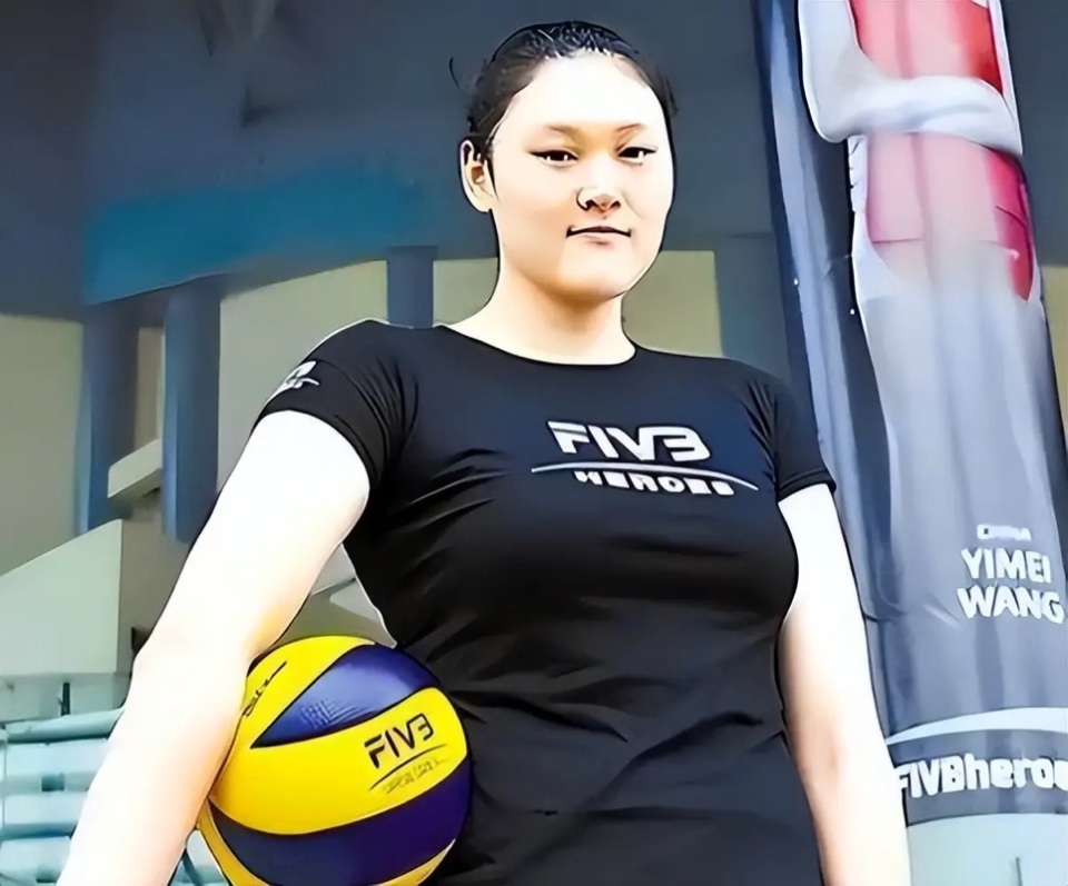 伤病和体重, 她带领中国, 赛中重扣击